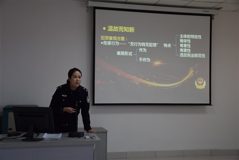 严把课堂教学关-------学院组织开展教师试讲活动