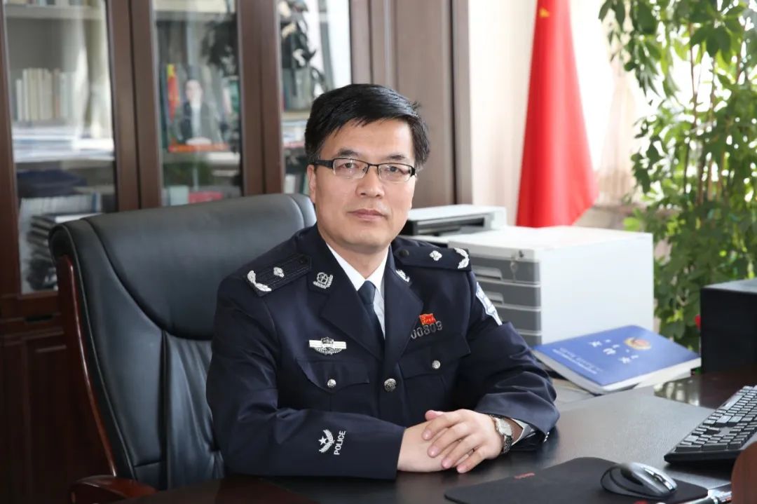 【让党的二十大精神落地生根--党委班子成员谈落实】郭志忠：以党的二十大精神为指引，谱写新时代公安教育教学新篇章