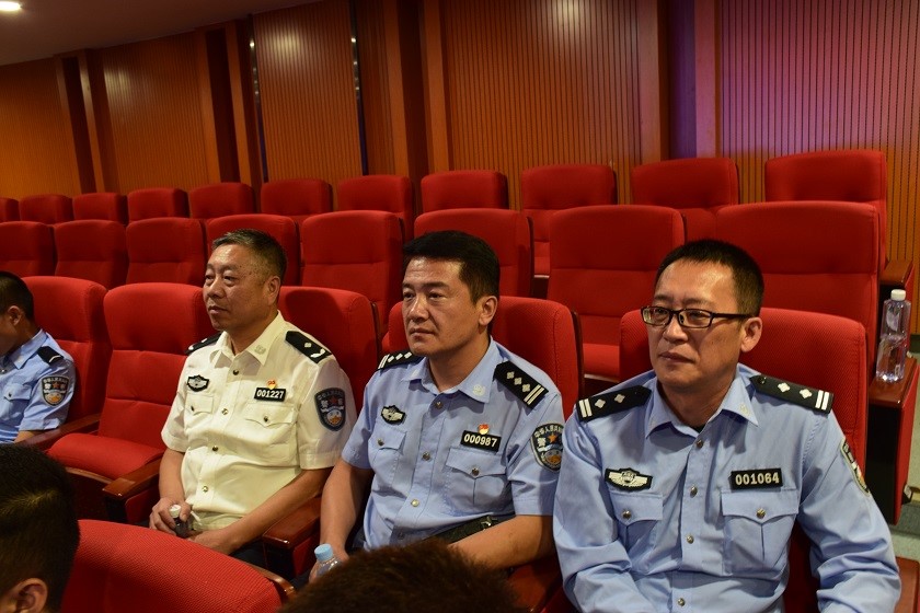内蒙古警察职业学院工会参加自治区直属机关庆祝中华人民共和国成立70周年职工文艺“嘉年华”展演活动