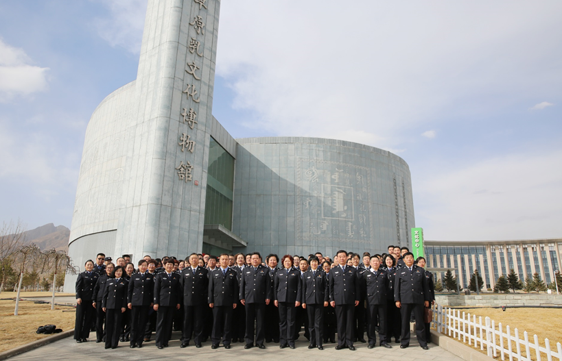 内蒙古警察职业学院开展“感受伊利文化 争做时代新人”主题活动