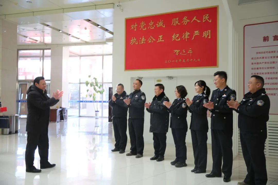 图片 图片