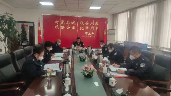 内蒙古警察职业学院党委召开2022年度民主生活会