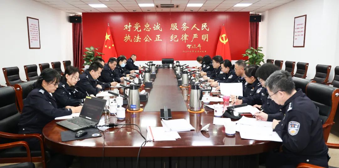 19A56?e=.jpeg 19A56?e=.jpeg