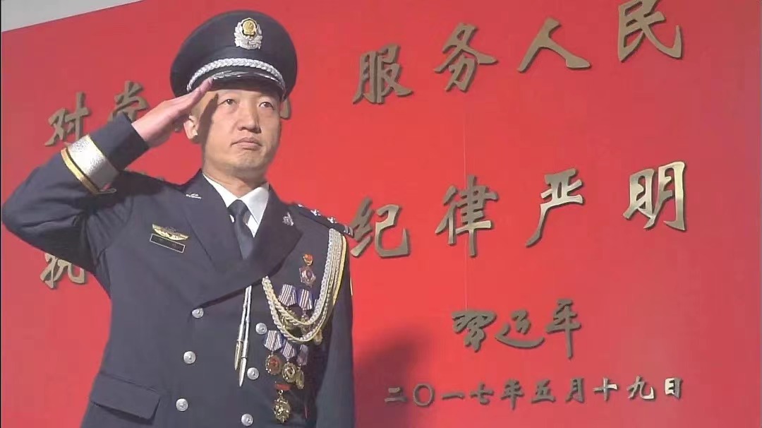优秀毕业生系列报道|“全国优秀人民警察”李磊——公安战线的多面手