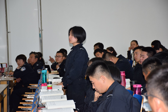 学院开展公开课教学活动